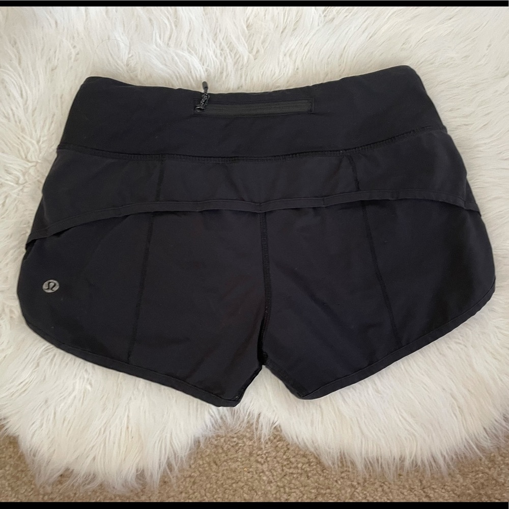 Lululemon Speed Up Shorts 2.5 (2)